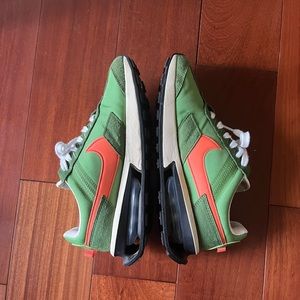 Nike Air Max Pre-Day Size Mens 5/Womens 7